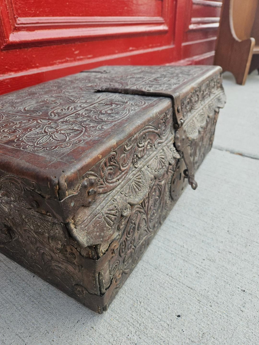 Antique Spanish Colonial Petaca Tooled Leather Coffer Box Trunk 18th Century