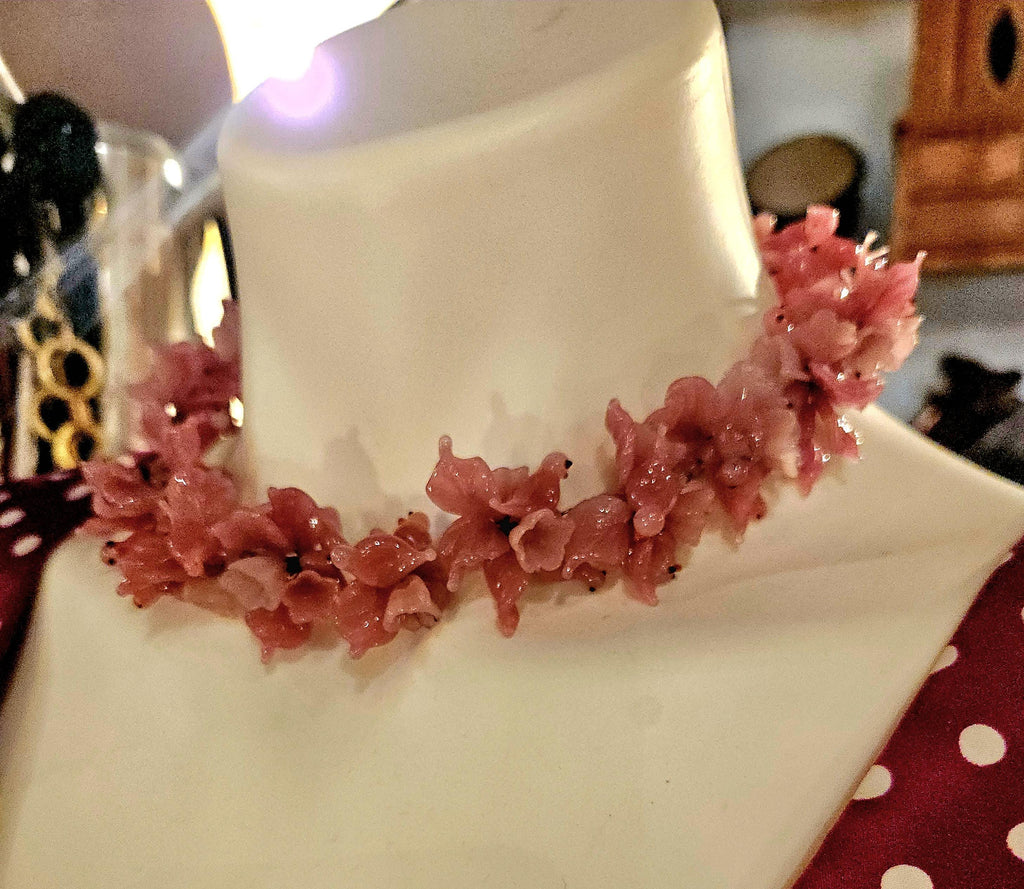 Vintage Venetian glass bird necklace in pink glass.