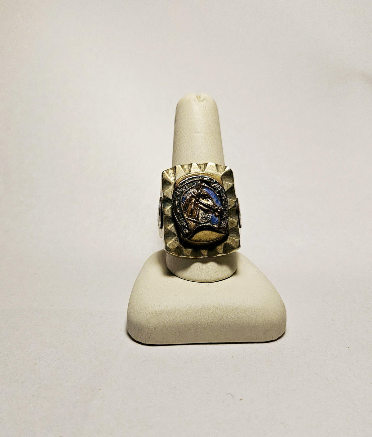 1940s Mens Mexican Biker Ring  knuckle Duster lucky horseshoe ring. size 11