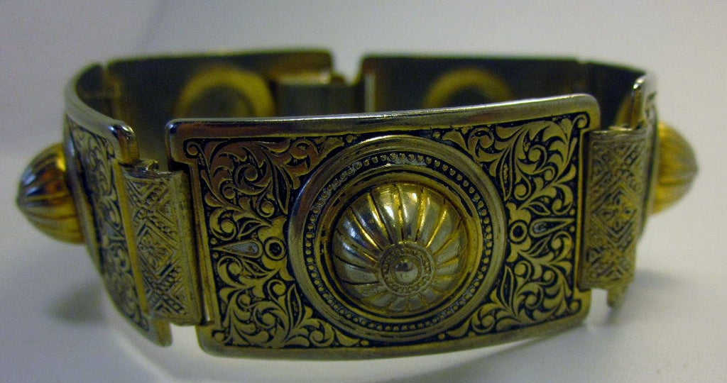 Vintage Etruscan Revival style link Bracelet