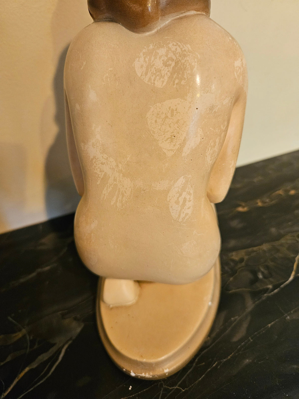 Vintage 1940s pin up nude sculpture. Plaster Veronica Lake look alike!