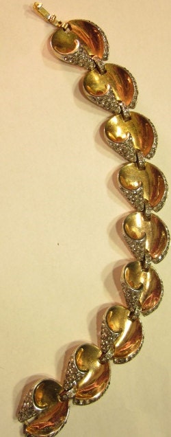Vintage Goldtone Rhinestone Shell Linked Bracelet