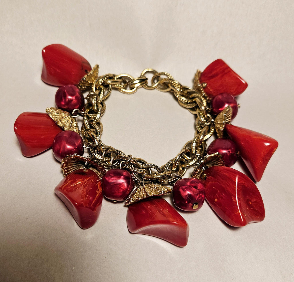 Vintage  Cherry Marbled Bakelite chunky cha cha Charm Bracelet