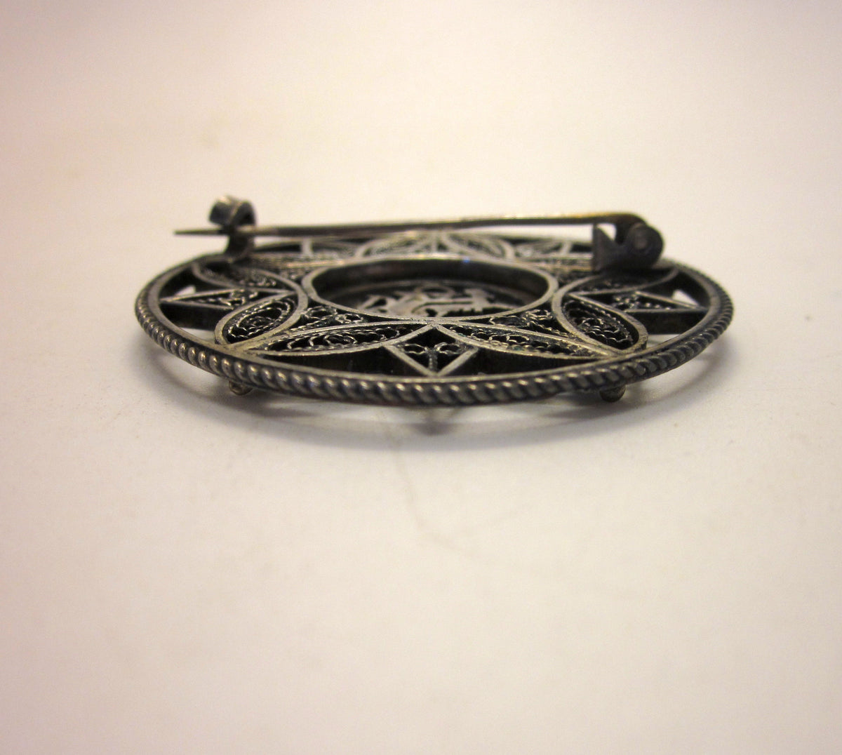 Vintage Art Deco Sterling Silver Brooch: Egyptian Revival Pharaoh, Wirework Lotus