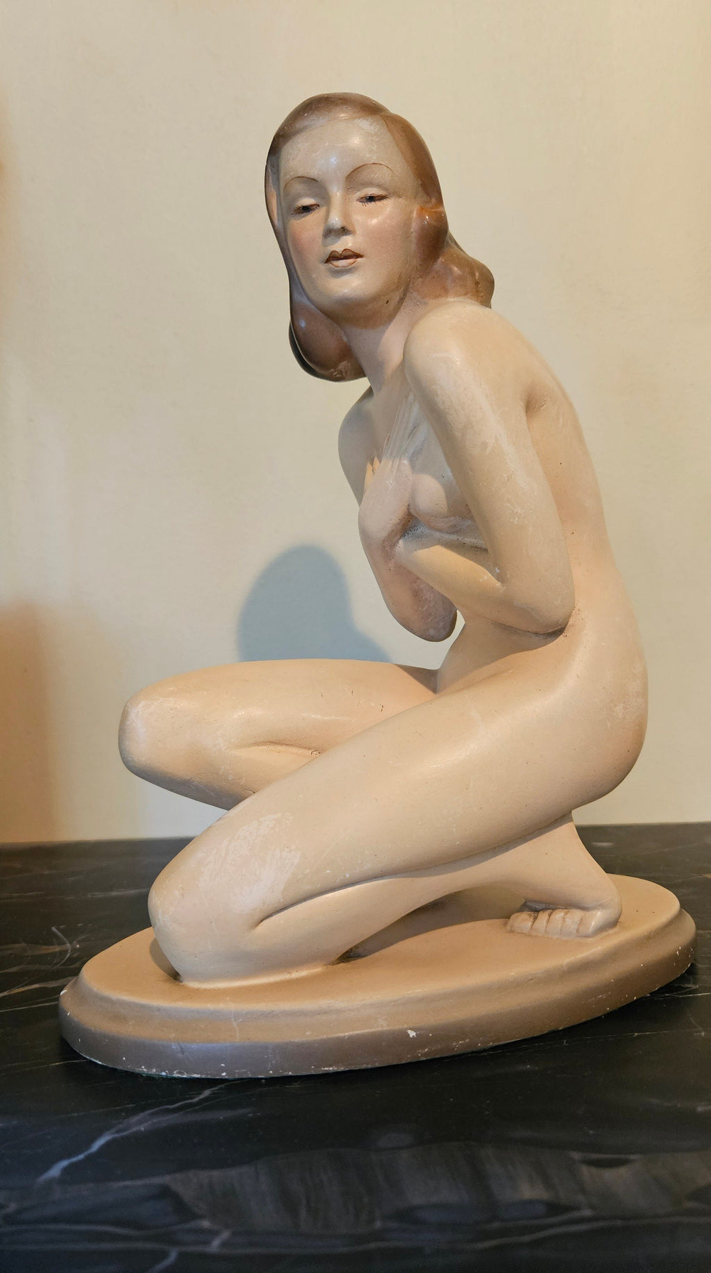 Vintage 1940s pin up nude sculpture. Plaster Veronica Lake look alike!